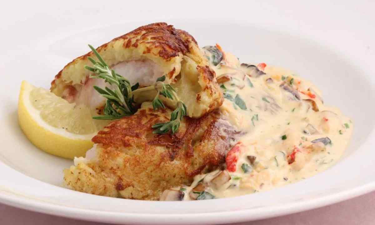 Как вкусно пожарить судака с грибами