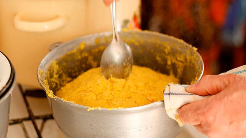 Каша для ловли карпа пружинной кормушкой: рецепты эффективных приманок